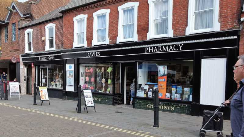 Havant Counselling behind Davies Pharmacy